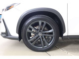 235/50R20