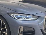 BMWレーザーライトとても明るく配光も良いので夜間の運転も安心です。