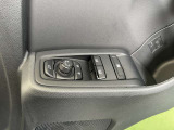 パワーウィンドウ付き!運転席で全部の窓を開閉することが可能!!快適にドライブをお楽しみいただけます☆