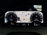 【Digital Cockpit Pro】メーター表示に加え、ナビゲションのマップ、アシストシステムなど好みに応じて表示を切り替えできます。