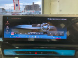 i-Drive 純正HDDナビゲーション Bluetooth接続でスマートフォンとリンクし音楽を楽しんだり、ハンズフリー通話ができます。Apple Car Playに対応。グーグルマップやアマゾンミュージックがご利用可能です。