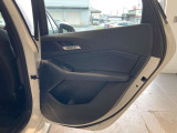 アクティブクルーズコントロールやレーンキープアシストなど、運転を支援する装備を搭載。移動の快適性を重視する方にもおすすめです。