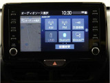 デイスプレイオーディオを装備。スマホとクルマをつなぐことで、いろんなサービスが楽しめます。(AppleCarplay/AndroidAuto 対応)