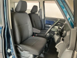 【運転席・助手席】内装ルームクリーニング済みです。しっかり綺麗にしていますので、是非、お確かめください。車に自信があるからこそ、是非一度ご来店頂き内外装も見てもらえると幸いです。