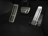 &ldquo;F SPORT&rdquo;専用アルミ製スポーツペダル&フットレスト