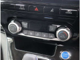 自社工場を3拠点完備しております。重整備やカスタムを始め、ご購入後のお車のメンテナンスも弊社にお任せください。