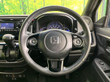 【純正革巻きステアリング】上質な革を使用することで、手にしっかり馴染みとても運転しやすいハンドルです♪