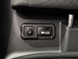 トランクルーム左にAC100V給電専用コンセントが有り災害時やレジャーで役立ちます!