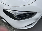 2階ショールームにはキッズスペースを完備しておりますので、お子様から目を離す事なくゆっくりと商談を進められます。是非ご家族皆さまでご来店下さいませ。メルセデス・ベンツの塗り絵などのおまけもあるかも?!
