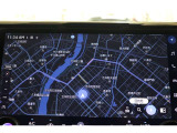 スマホやiPhoneと連携し、対応アプリを表示させて使うコネクティッドナビ対応ディスプレイオーディオPlus。フルセグTV対応です。ナビ連動のETC2.0搭載。利用日や料金の確認がモニターで出来ます。