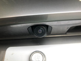 【バックカメラ】駐車時に安心のバックカメラが装備されています!