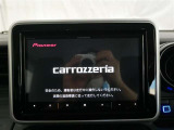 社外ナビを装備。タッチパネル式で使いやすく、お出かけもラクラクです。