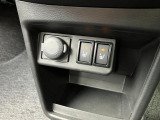シートヒーター装備付き車!!座席に埋め込まれた電熱線によりシートを暖めることが出来る装備で、温めたられたシートは、寒い冬には最適です!!