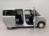ドアの開閉域が広いので乗り降りしやすい