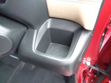 運転席ドリンクホルダー