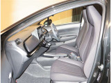 気に入ったけど予算オーバーかなとお考えの方、新車だけだと思っていませんか?U-carでも残価設定プランをご用意しております。月々のお支払いを抑えたプランがご利用いただけます。