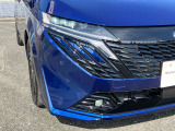 ハロゲンヘッドランプの約2倍の光量でより明るく照らし、消費電力が少なく済む、LEDヘッドランプとフォグランプ!夜間走行時の視認性を高め、とても安心です♪
