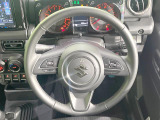 【ステアリングスイッチ】運転中、前方から目線をそらすことなく、オーディオ等の操作が可能な便利機能!安心&快適なドライブを演出してくれます♪