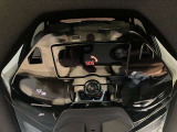 BMW SOSコール エアバッグが展開するような深刻な事故が発生した場合、車両からSOSコール自動的に発信するシステムです。※3G回線終了に伴い使用できないモデルがあります