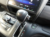 無段変速のCVT車です!発進から加速までアクセルを一定にして走ることにより、滑らかに走ります!