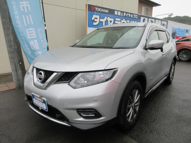 エクストレイル 2.0 20S エマージェンシーブレーキパッケージ 4WD