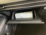 助手席側 収納
