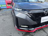LEDヘッドライト装備です!夜間の視認性もばっちりですね!