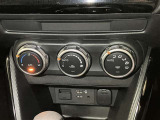 「オートエアコン」が付いています。1年中快適な室内を提供!車内温度を設定すると、風量を自動で調節してくれます。
