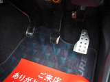 遠方からの購入は不安と言う方にも当社の提案する保証はロードサービス等も付いた全国のディーラーや認証工場にてご対応可能です!ご予算やプランに応じて最長3年までご用意しております♪