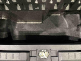 床下も有効活用できる。大容量の収納ができる深底ラゲージアンダーボックス