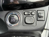 ドアミラーは電動格納機能付きです。