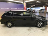 エンジンルーム、室内、クリーニング済みです。厳選したお車を屋内展示場にて展示中☆車両品質には自信がございます!ぜひ一度ご来店ください!!
