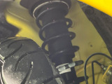お車を安心してお乗りいただく為には、足回りの定期点検が欠かせません。サービスサポート(有償保証)では無料点検もご提供しており、安心のカーライフをお過ごしいただけるサポート体制が整っています。