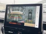 【パノラミックビューモニター】専用のカメラにより、上から見下ろしたような視点で360度クルマの周囲を確認することができます☆死角部分も確認しやすく、狭い場所での切り返しや駐車もスムーズに行えます。
