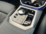 ★BMWエマージェンシーサービス:24時間、様々なトラブルの応急処置のアドバイス、出張修理やレッカー手配、お客様の交通手段やホテルの確保、そして場合によっては、その費用までをも負担するというサービスで