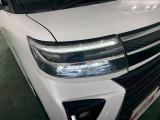 LEDヘッドライトなので夜間の運転も安心ですね