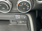 運転席と助手席にはシートヒーターがついておりますので、冬場でも快適にお過ごしいただけます。