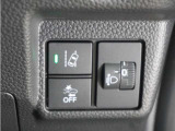 ◆VSA◆横滑り防止装置が装備されています。コーナーリング時の横すべりを抑える機能と、車両の急激な挙動変化を抑える機能で、安定した走行を実現しています。運転に安心とゆとりが出来ます。