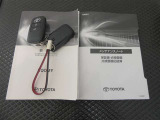 メインキー、取扱い説明書、メンテナンスノートです。緊急時の対応やスイッチ類の使い方等、いざという時にしっかり確認できるので重宝します♪