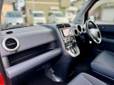 お車の詳細はお電話かメール・LINEにてご対応させて頂きます。遠方のお客様にもご安心してご契約頂けるようにご対応させて頂きます。 お気軽にお問い合わせくださいませ。