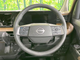 【純正革巻きステアリング】上質な革を使用することで、手にしっかり馴染みとても運転しやすいハンドルです♪