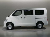 スライドドアで荷物の乗せ降ろしが楽ちんです!