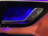 「認定中古車」は納車前整備がポイントです。メルセデス・ベンツの定める厳しい基準をクリアしたお車のみご案内させて頂きます。納車前整備はメーカー規定に基づき自社工場で入念に行なわれます。