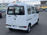 サービス工場完備。車検・メンテもお任せください!