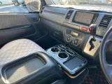 彦根インターからお車で3分とアクセス便利!近くには有名観光地の彦根城もありますので、観光と合わせてのご来店も良いですね♪活気溢れる自慢のスタッフがお客様のご来店をお待ちしております!