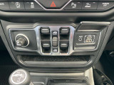 オリジナル4x4ブランドとしての誇りと自信、そして進化の伝統。4x4性能、デザイン、品質。本物とはJeepの全てであり、追い求めるさらなるたかみでもあるのです。