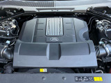 【エンジン】5.0リッターV型8気筒スーパーチャージドガソリンエンジンを搭載しております。得意な低トルクからの力強い走りをご体感ください。
