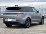 【JAGUAR/LAND ROVER純正ドライブレコーダー】のお取り付けも承ります。前後2CHのFull HD画質、駐車管理モードも内蔵!常に見守り続ける安心感で上質なドライブを。
