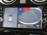 上からの視点で狭い駐車場への駐車などに役立つアラウンドビューモニターです♪