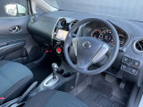 広々とした視界を体感できます。運転が楽しくなりますね。